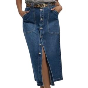 M(26)☘️Reitmans Denim Blue Midi Skirt with Button Detail and belt